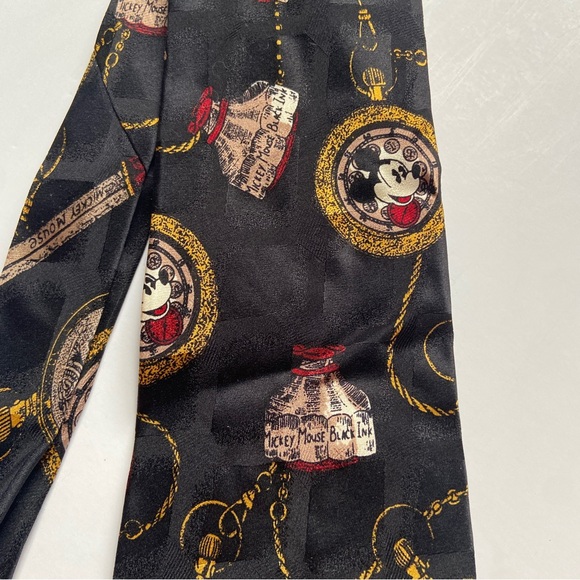 Vintage Disney Mickey & Co. Atlas Neck Tie Design Gothenburg Sweden 100% Silk - Picture 3 of 5